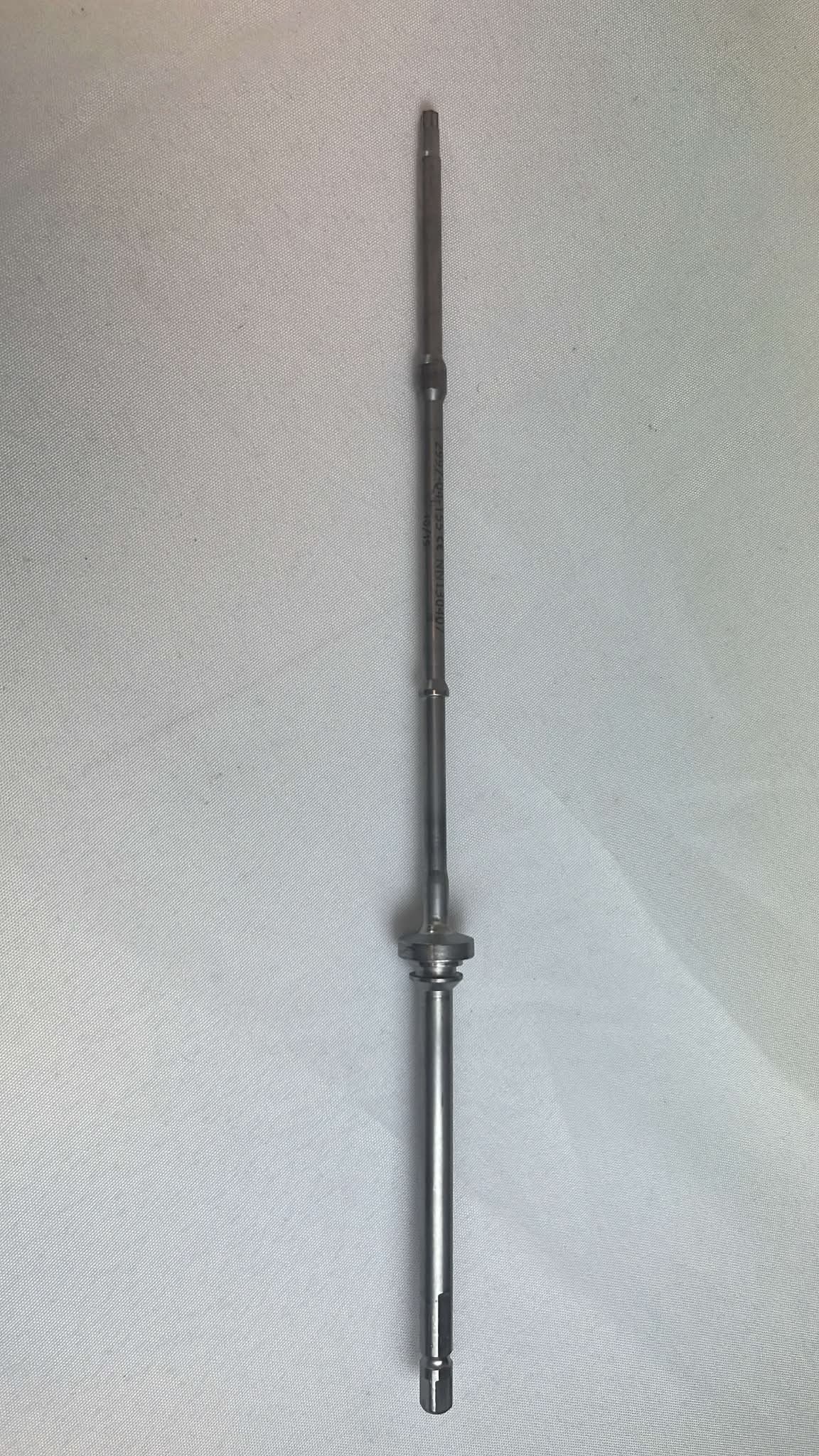 DePuy Synthes EXPEDIUM VERSE Spine Polyaxial Driver Shaft (2997-04-155)