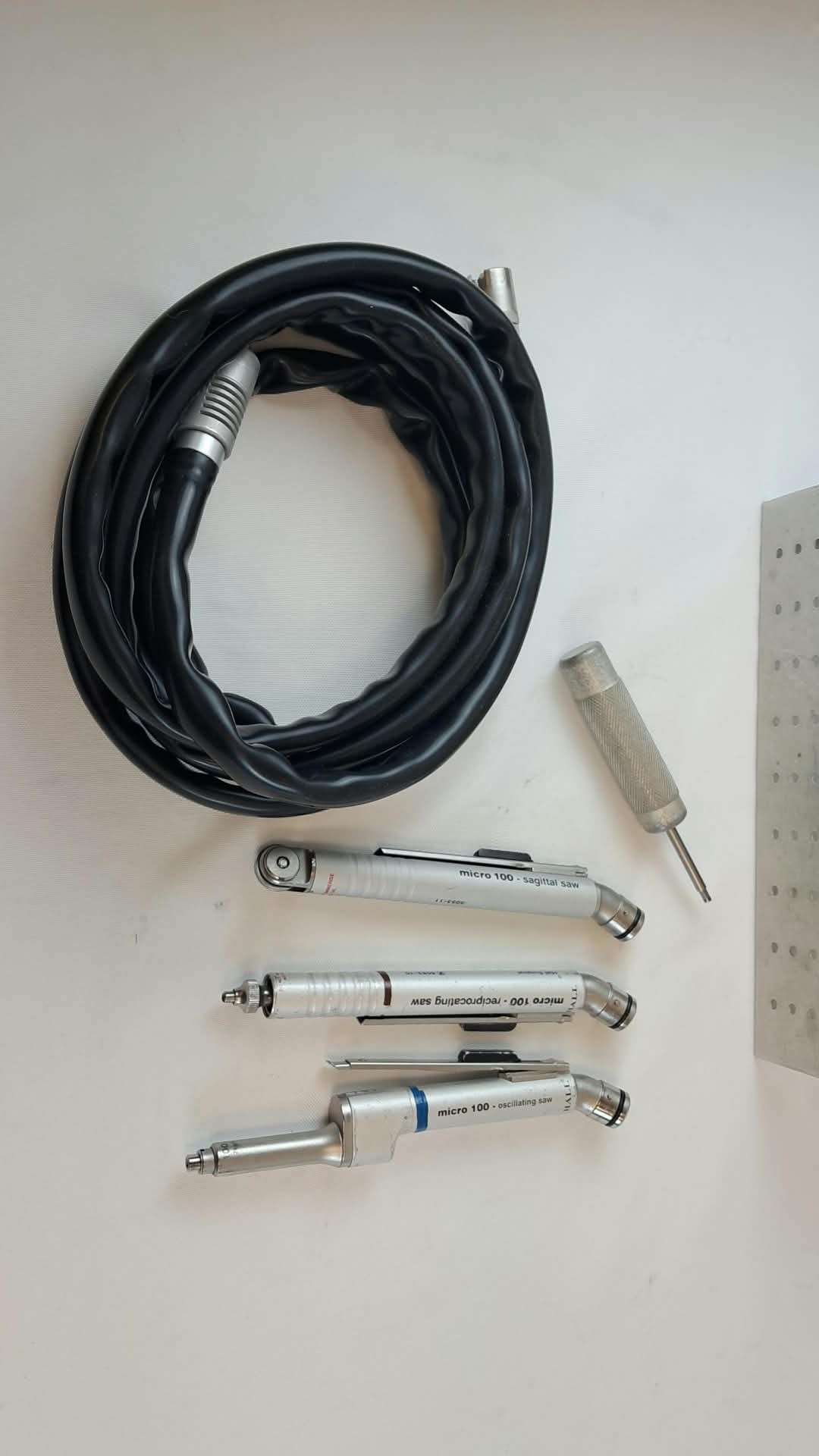 Zimmer Linvatec Hall Micro 100 Pneumatic Saw Set w/ Sagittal, Reciprocating & Oscillating Saws, Hose & Case