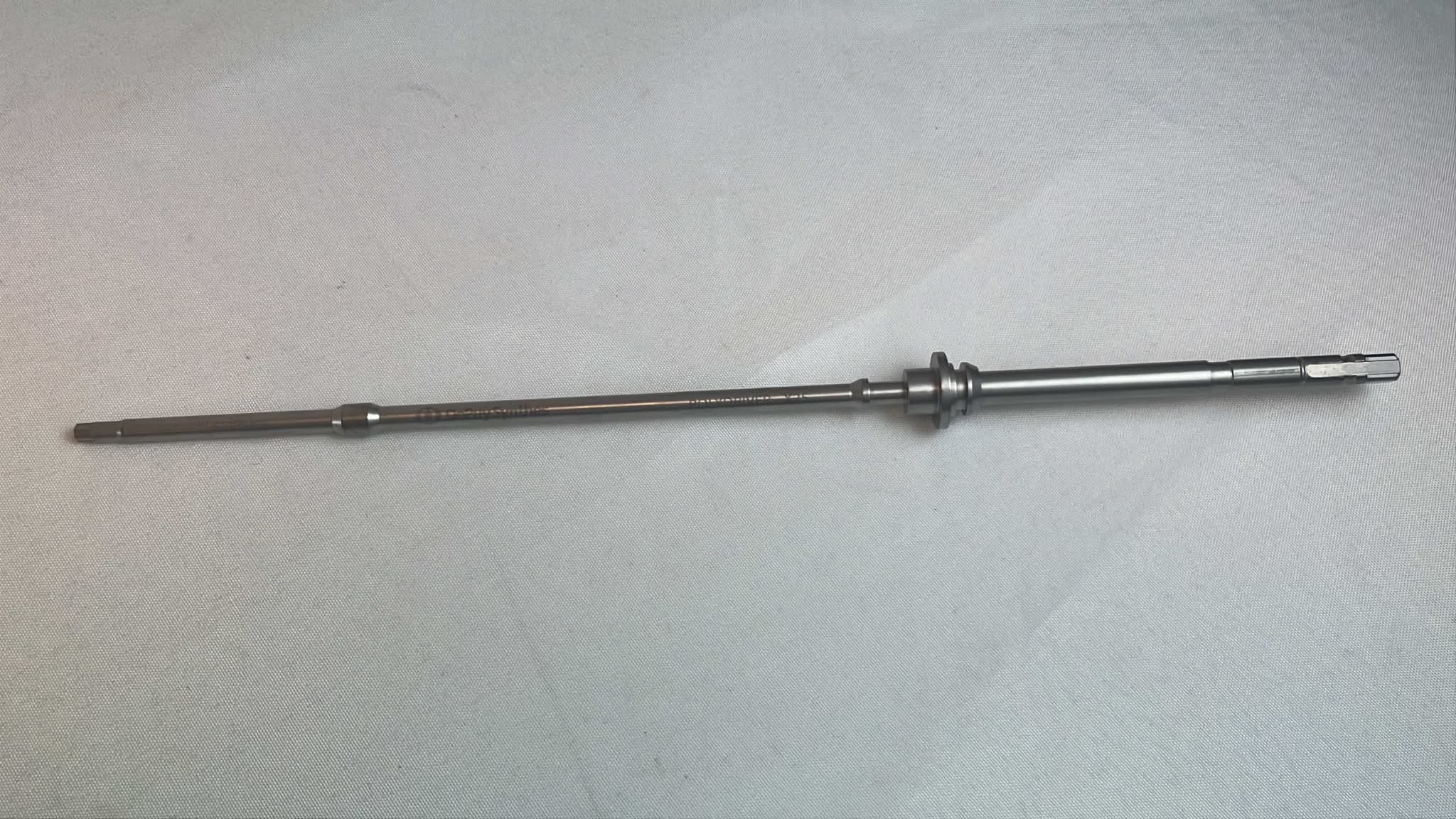 DePuy Synthes EXPEDIUM VERSE Spine Navigation Enabled Driver Shaft (3010-19-008)