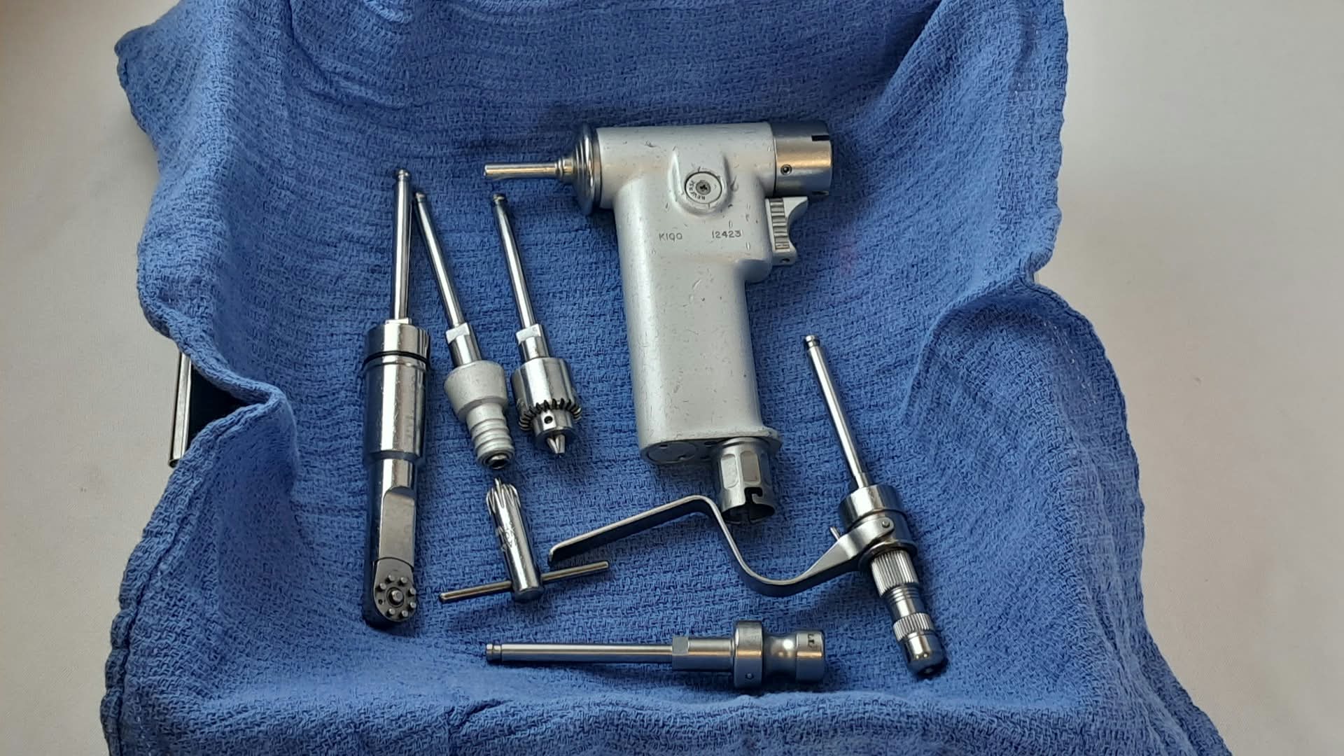 3M K100 Mini-Driver Pneumatic Orthopedic Drill Set with Saw & Chuck Attachments 7Pc Set